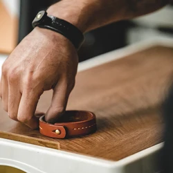 Maden Retro Style Vegetable Tanned Cowhide Bronzing Bracelet Wide Bracelet Wrist Accessories for Men's Daily OOTD