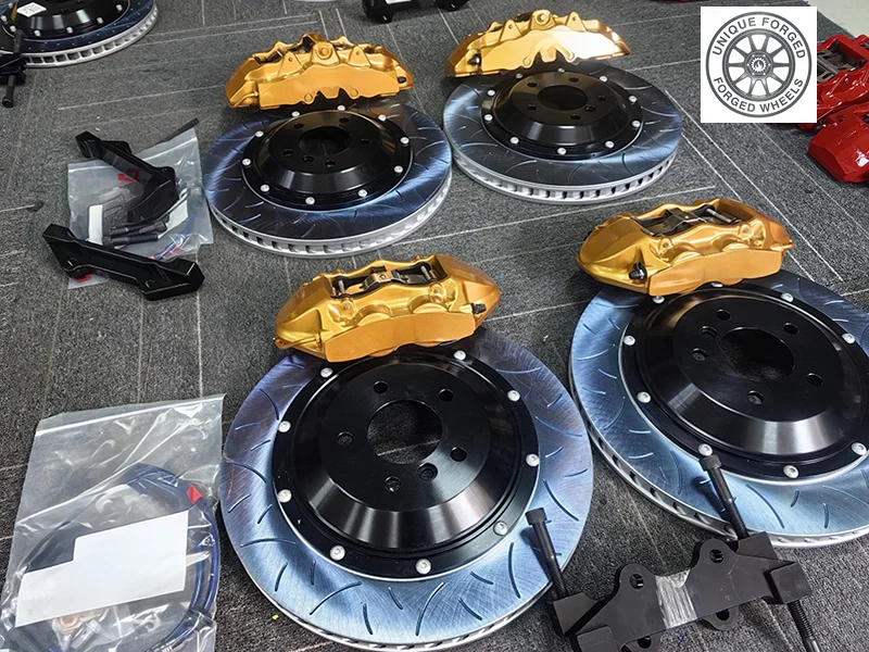 

26 Style Ultimate 8 Piston для колес M Series 19 20