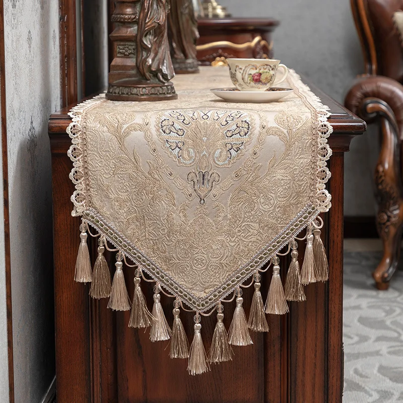 Noble Jacquard Table Flag Multi-pointed Tassel Coffee Table Decor European Retro Luxury Soft Chenille Home Ornament