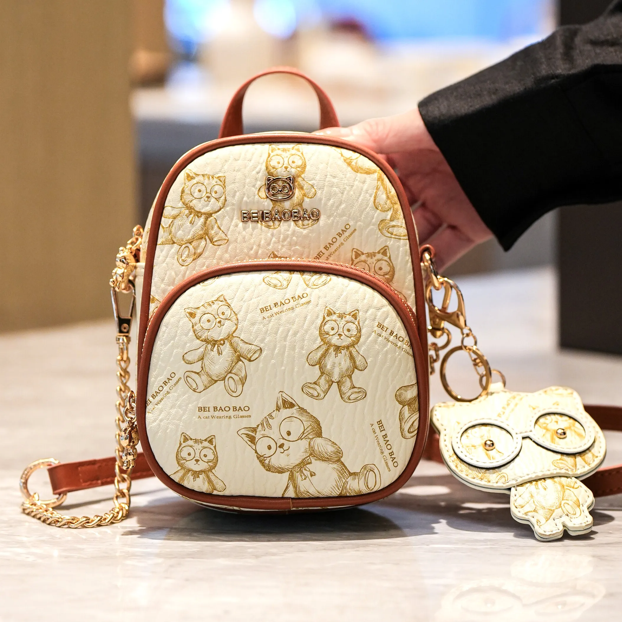 

Printed Bear high-quality soft leather women's bags,crossbody bags for women with cute pendants,summer women's mobile phone bags