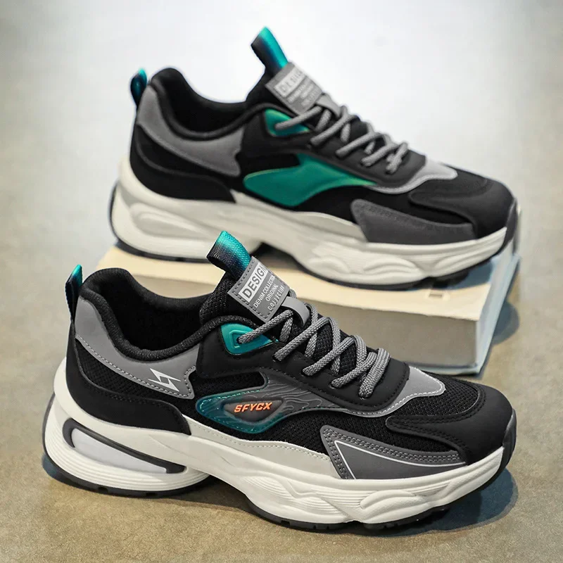 Nowe modne sportowe i rekreacyjne sneakersy typu \"dad shoes\" z siateczki na grubej, amortyzującej podeszwie dla gimnazjum.