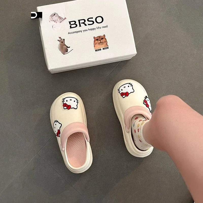 

Cute Cartoon Hello Kitty Baotou Slippers Student Two-wearing Hole Sandals Girls Fashion Spring and Summer Wearing Beach Slippers