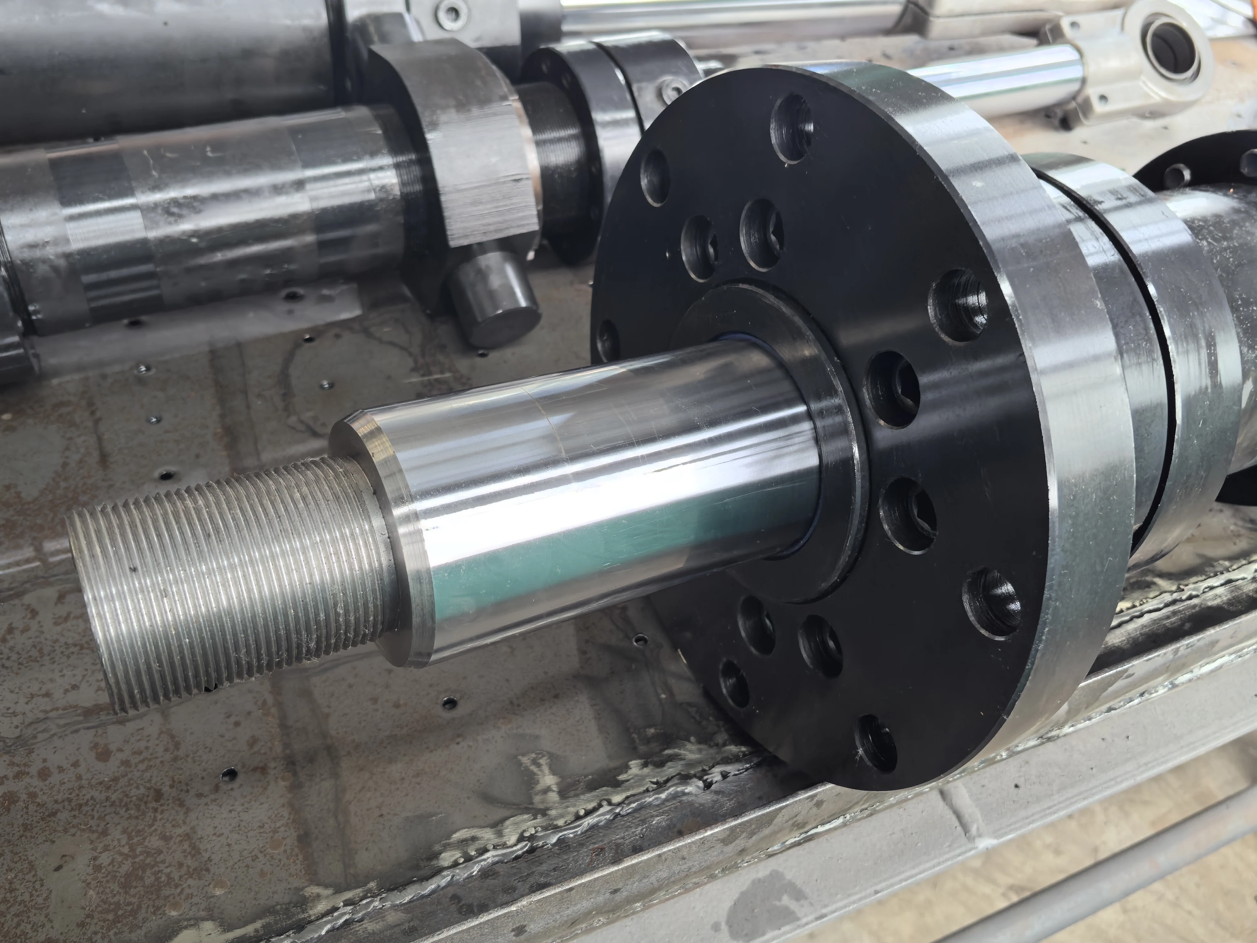 Factory Price Piston Cylinder Smooth Wear Resistant Heavy Duty Double Acting Flange Clamp Hydraulic Cylinder for Machine Tool