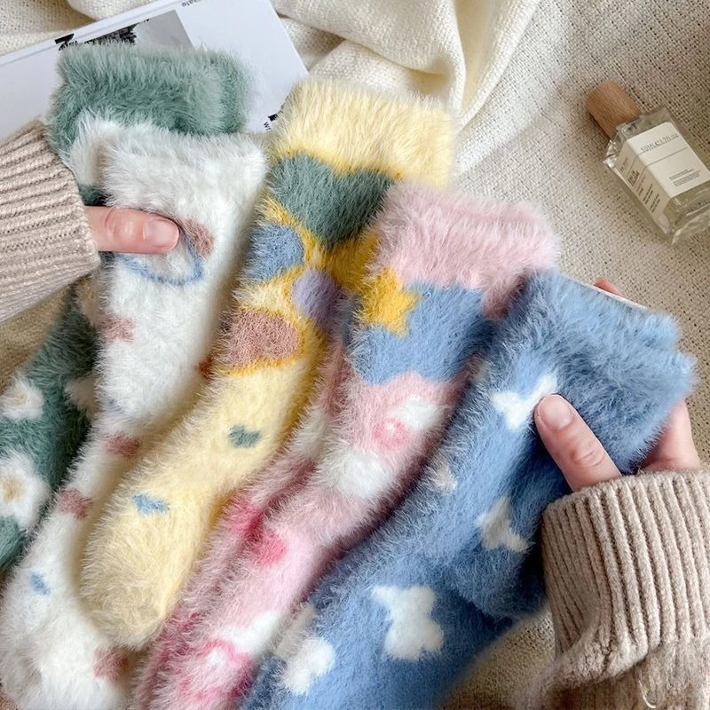 5足組 漫画柄ミンクファー 暖かくて厚い 可愛い レディース ミッドチューブソックス 冬用 ガールズ カジュアルで快適な レディース スリープソックス