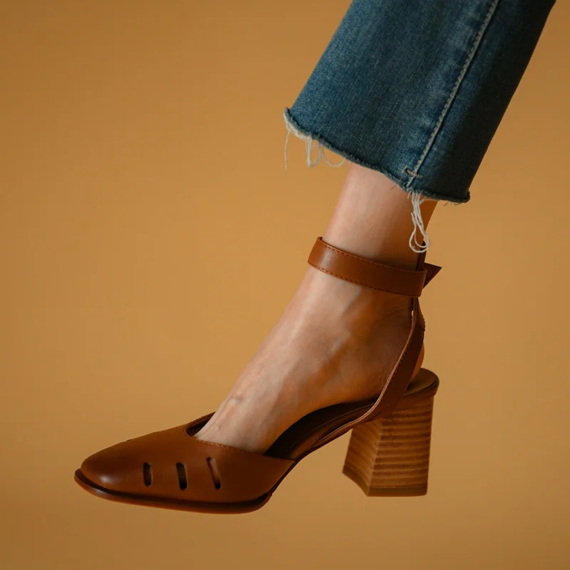 Dép Mùa Hè Nữ Retro Khóa Dây Đeo Womens Bơm Da Bò Nữ Giày Dép Mùa Xuân Mùa Thu Đấu Sĩ Sandal Phong Cách La Mã