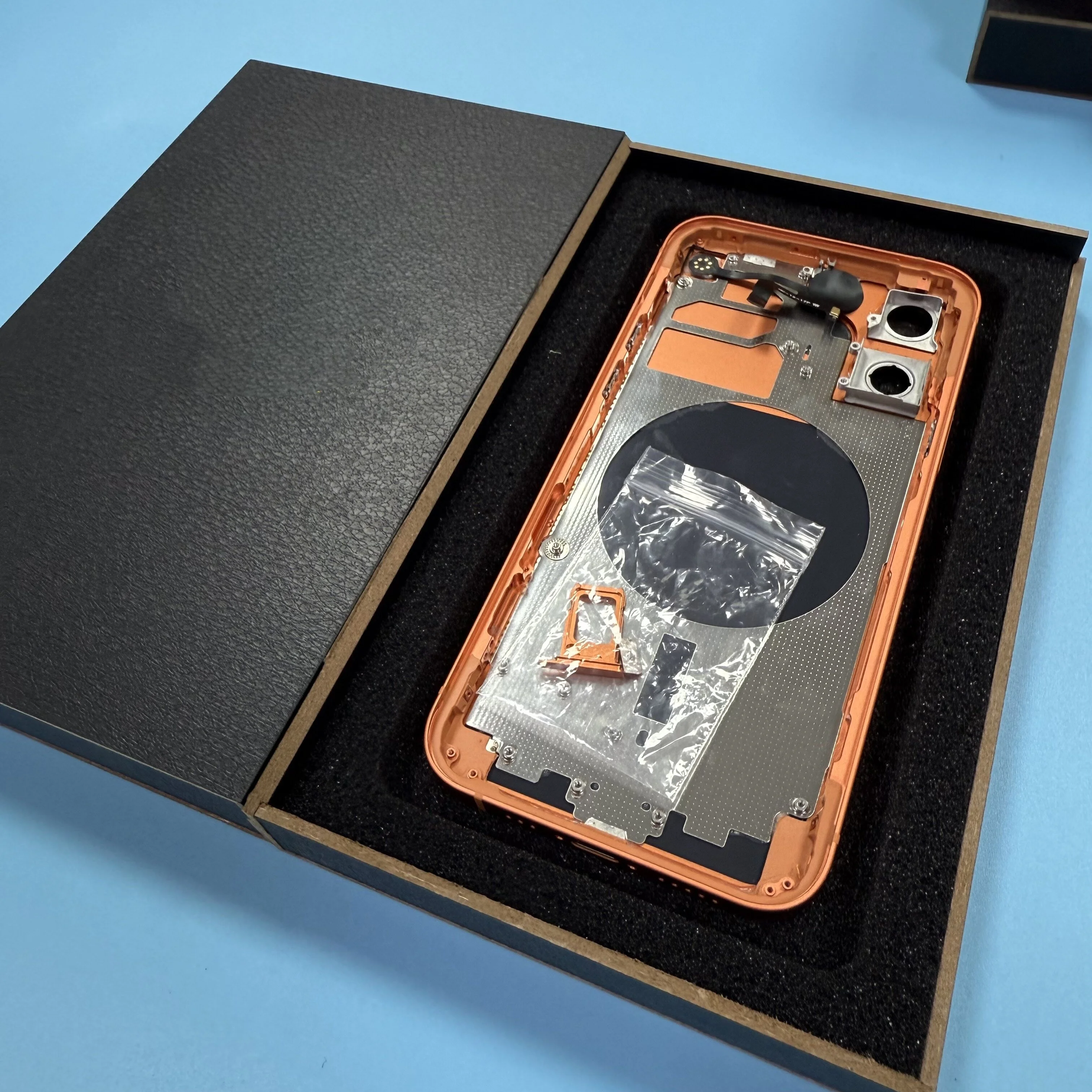 Housing 12 Up To 17 Pro 12 DIY 17 Pro Big Camera Back Cover Housing Battery Middle Frame Replacement For iPhone 12 Like 17 Pro view 3