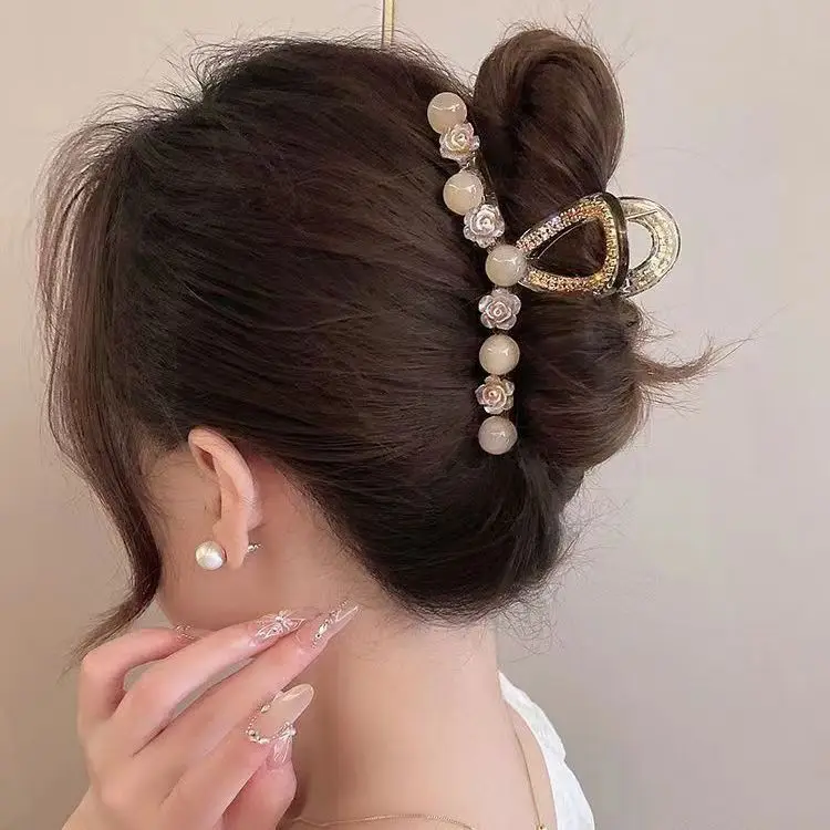 2024 New Tiktok  Same style Camellia Bead Diamond Chain Clip Hair Ornament Headdress