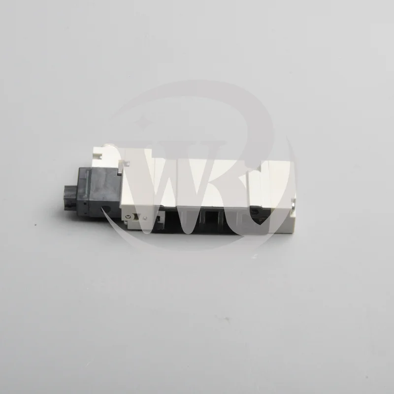 

Original Japanese Komori Solenoid Valve A12PS25-1P 3Z0-8102-890 komori Machine Parts