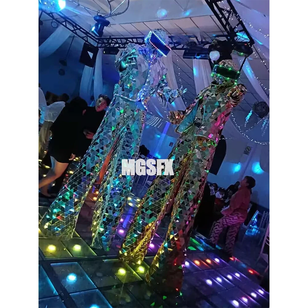 

Astronaut Helmet Style Silver Gold LED Stilt Walking Costume Lens Men's Wear Stage Performance Costume Dancewear For Party Night