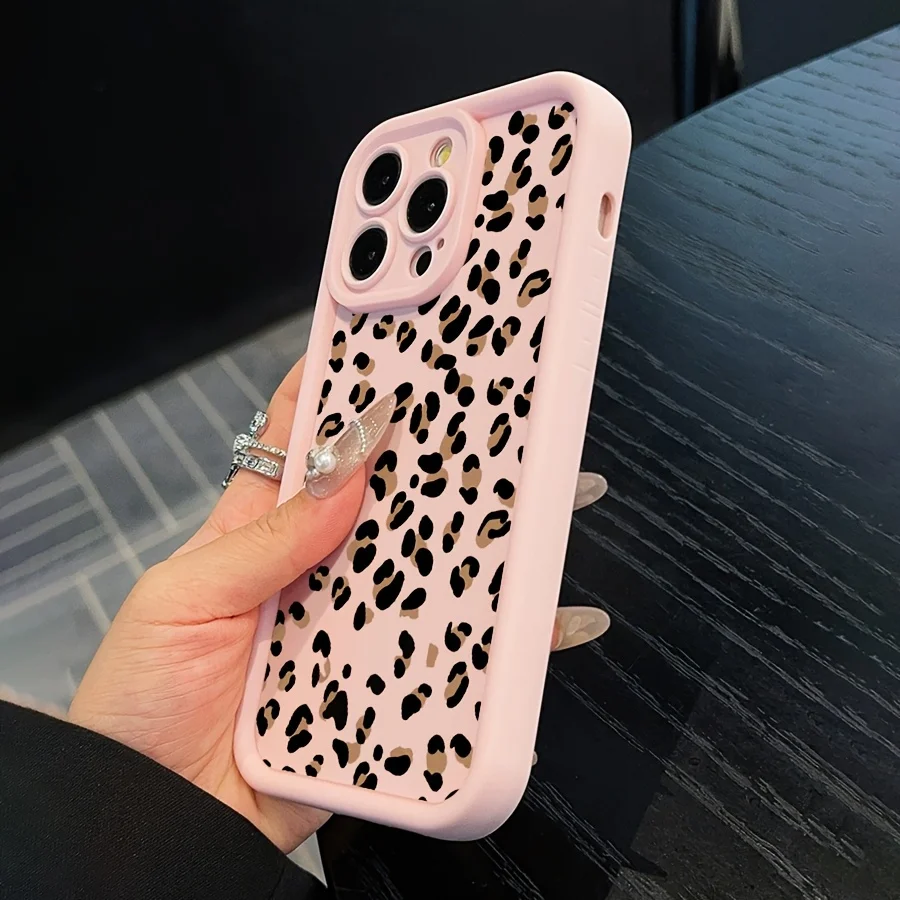 حافظة بينك ليوبارد لهاتف آيفون 16 15 14 13 12Pro Max توفر حماية كاملة، مثالية لتقديم الهدايا