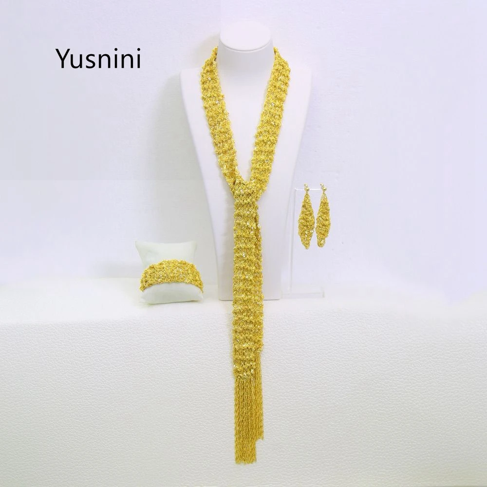 

Новый элитный ювелирный набор из Дубая (ЕС): позолоченные 24-каратным золотом ожерелье, серьги и браслет. Элегантный комплект для помолвки и торжественных мероприятий, в подарок любимой.