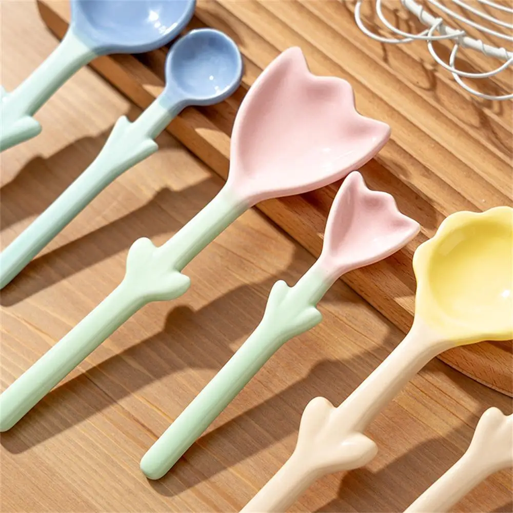 Breakfast Spoon Creative Light Luxury Retro Three-dimensional Ceramic Tulip-shaped Kitchen Products Coffee Spoon Beautiful