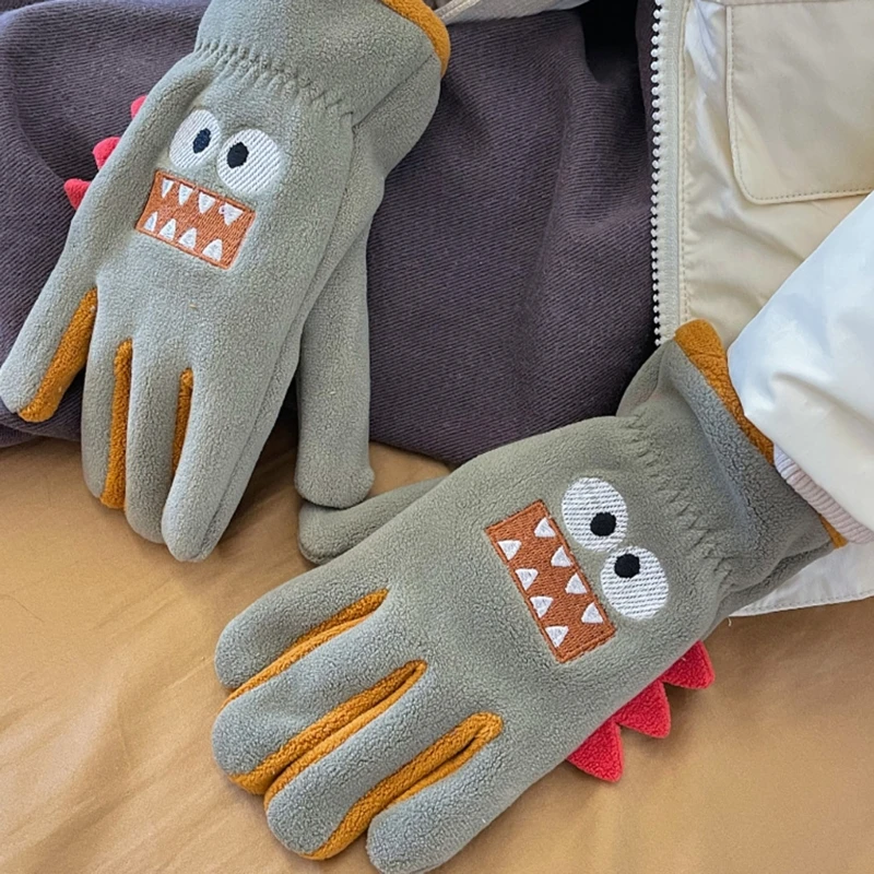 Kids Boy Gloves Winter 5-12 Years Coral Fleece Cartoon Shark Gloves Outdoor Keep Warm Thicken Cycling Children Girl Gloves