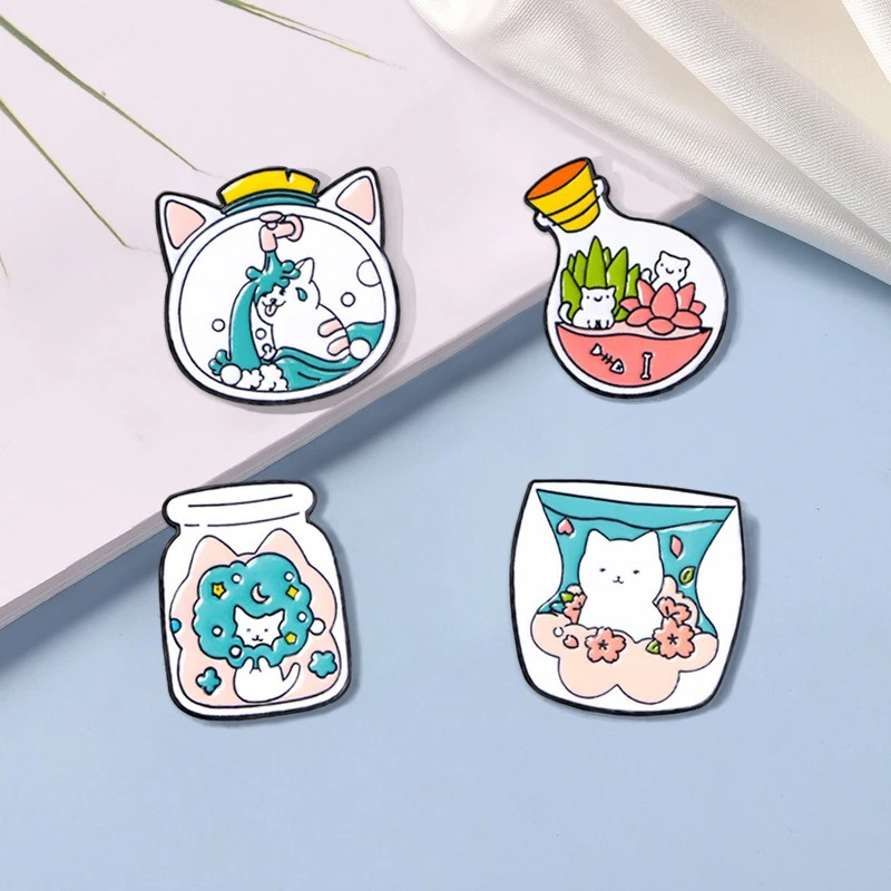 New Drift Bottle Cat Brooch Cartoon Cute Student Drop Oil Badge Fashion Casual Pin DIY Clothing Bags Hat T-shirt Jeans Accessory