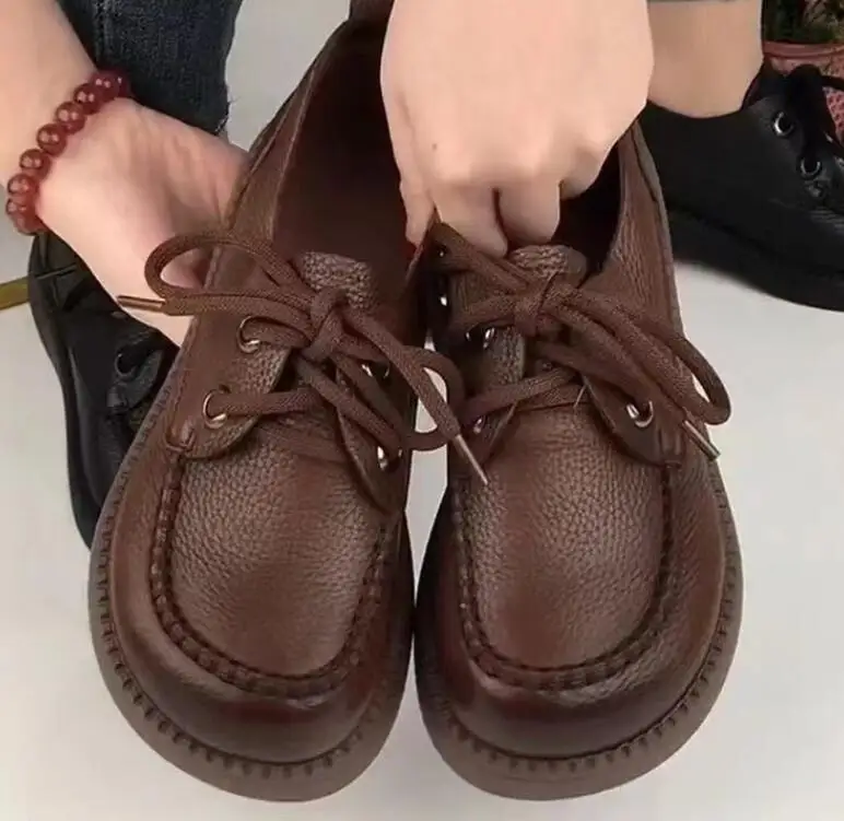 Scarpe da donna in morbida pelle Nuovo stile Versatile base spessa Comoda suola in gomma Scarpe da donna primavera estate