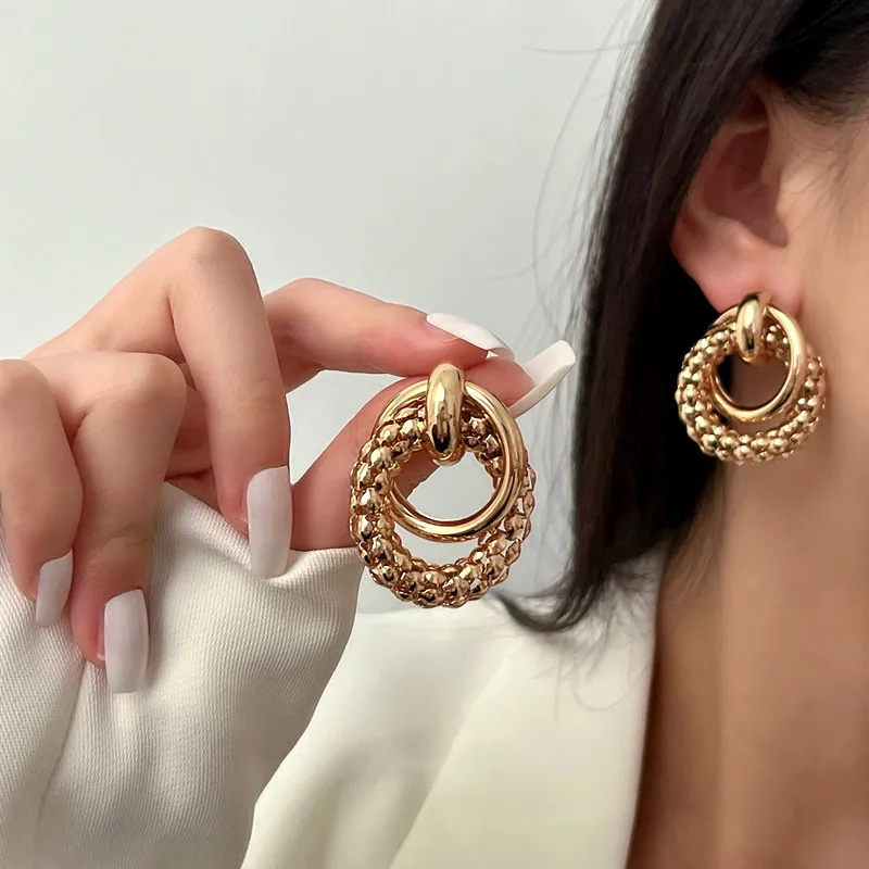 Brincos grandes e brilhantes anéis duplos para mulheres, Ear Studs, Eardrop de metal redondo legal, auto-cultivo, moda beleza, acessório jóias