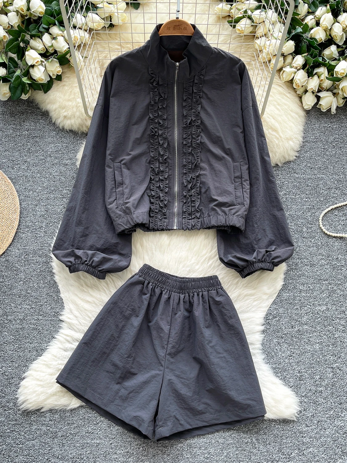 

Casual Korean Sle Sportswear Set with Wooden Bubble Sve Zipper Top And Elastic Waist Wide Leg ort Pants