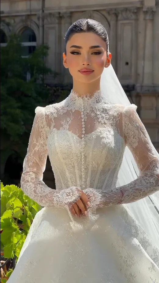 Vintage High Neck Wedding Dresses Long Sleeves Floral Lace Appliques Pearls Corset Bridal Gowns Vestidos De Novia Customized view 3