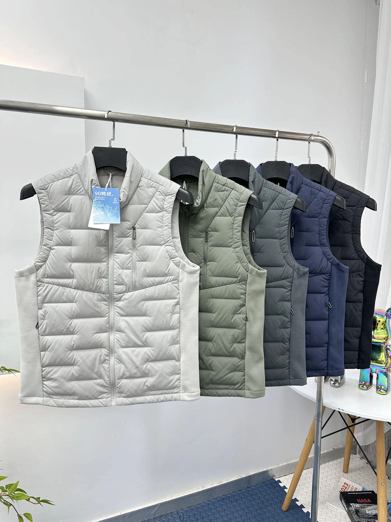 Men's Casual Stand Collar down Vest Lightweight Warmth Full Glue Flocking Comfortable Autumn Winter Fashionable Outerwear
