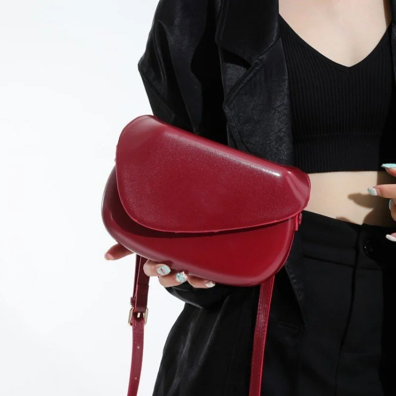 

Luxury Brand Leather Women's Handbag Fashionable Elegant Popular Classic Chic Designer Daily Vintage Commuter Bag​