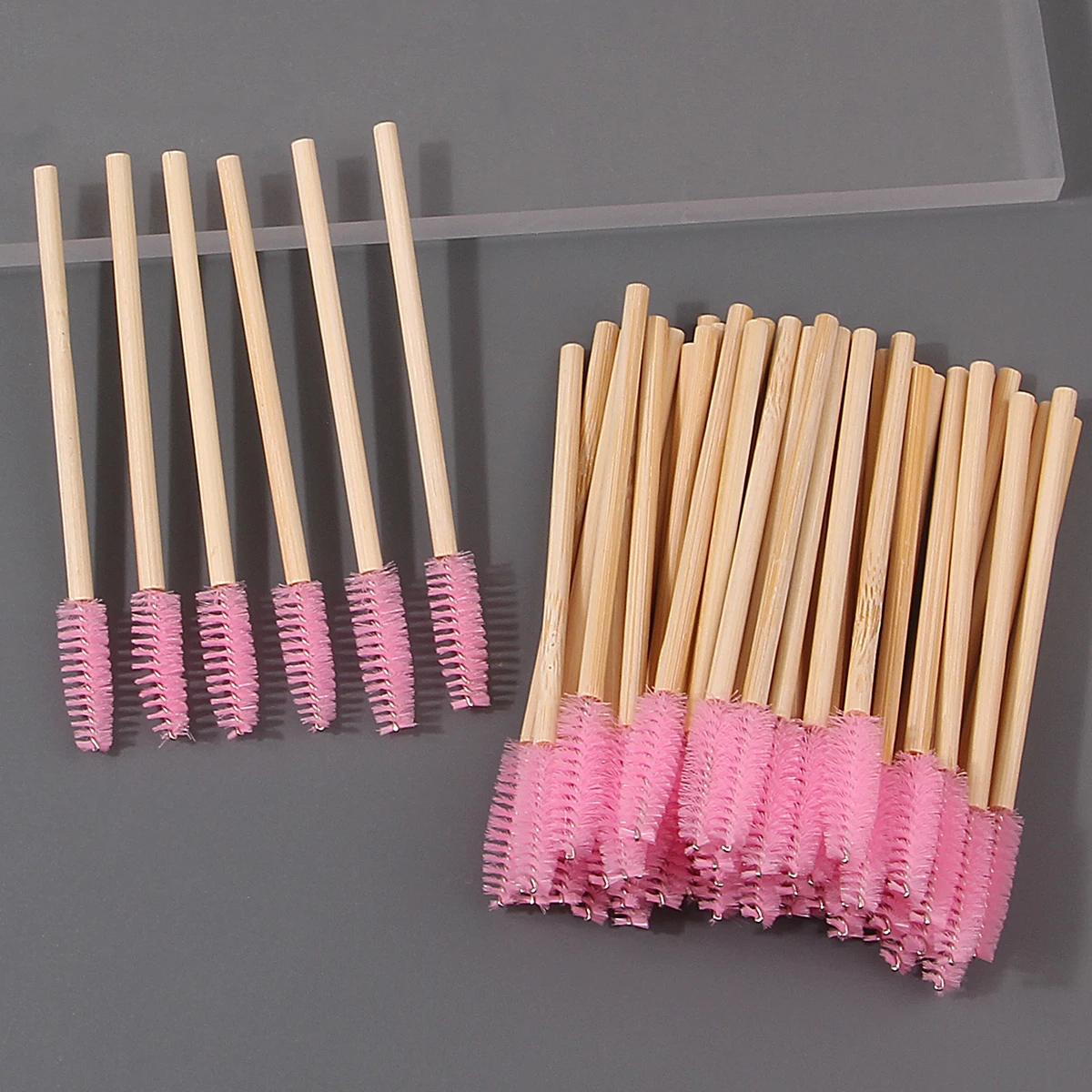 50PCS bamboo-handled mascara brush, spiral soft eyelash curl brush, eyebrow brush, flexible, beginner's beauty tool