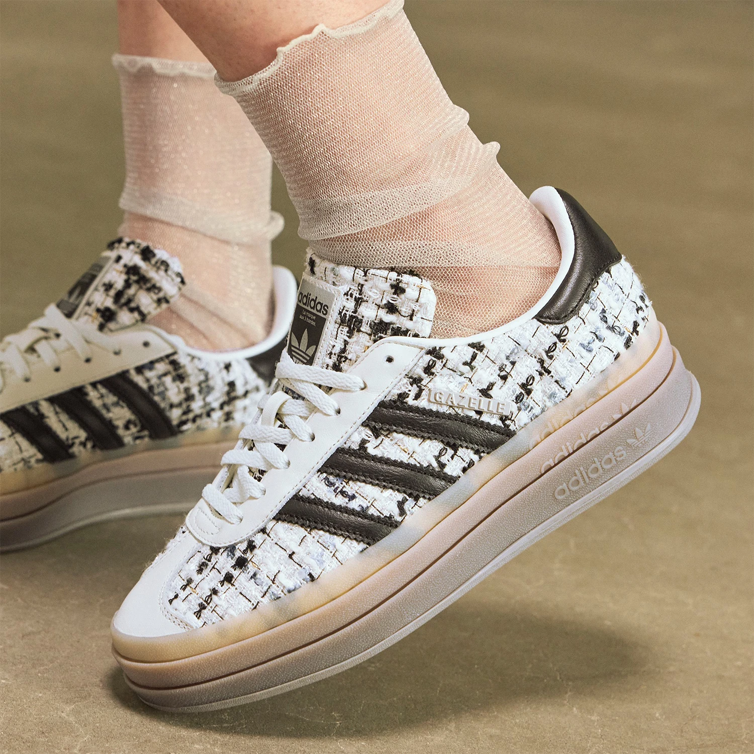 

Adidas оригинальные женские модные повседневные кроссовки на массивной подошве JP5673