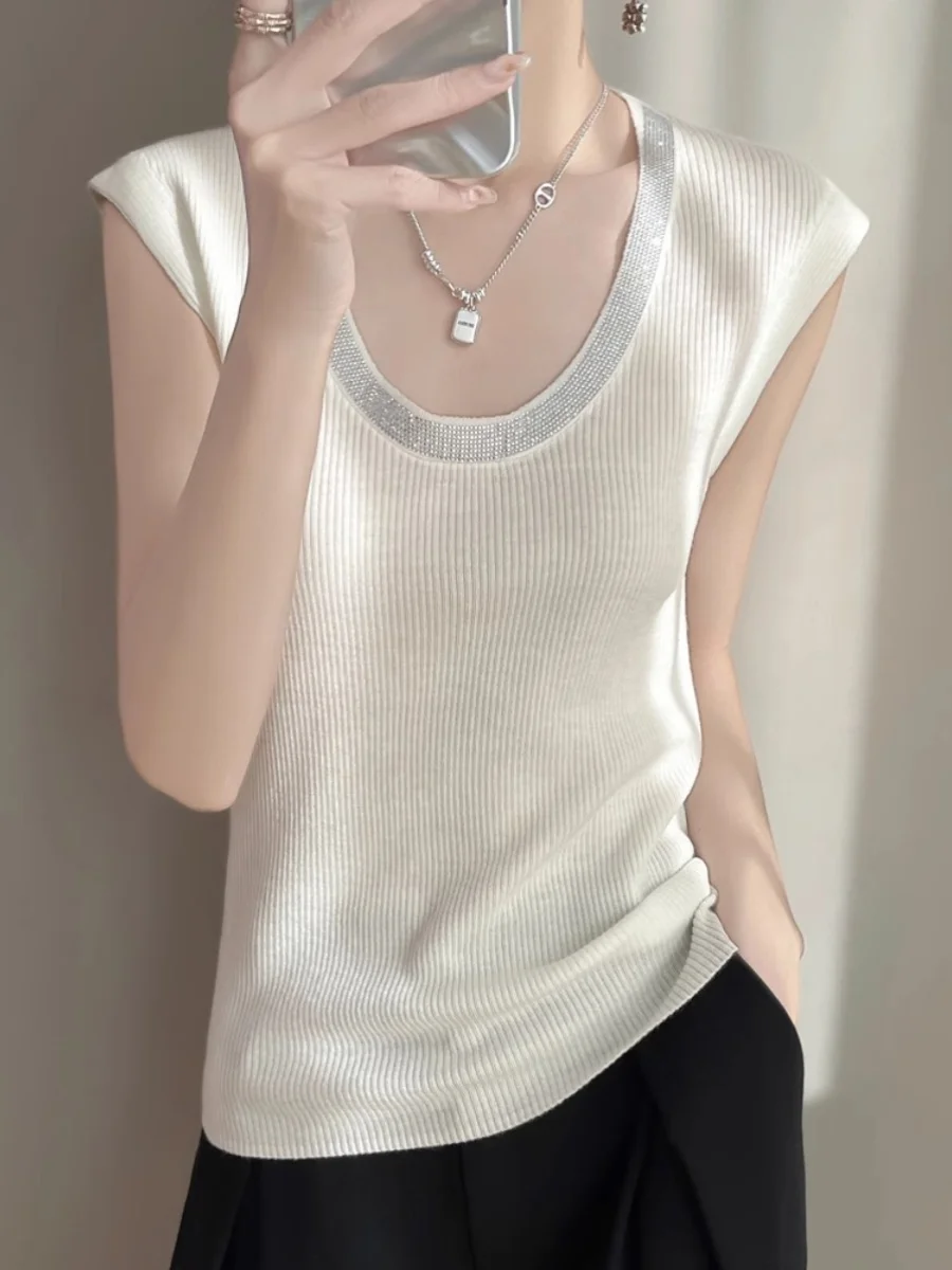 سترة صوف محبوكة ثقيلة الوزن للنساء Svel مستديرة Ne Diamond مزينة بقصة ضيقة وقاعدة irt للتنقل بقصة مستقيمة