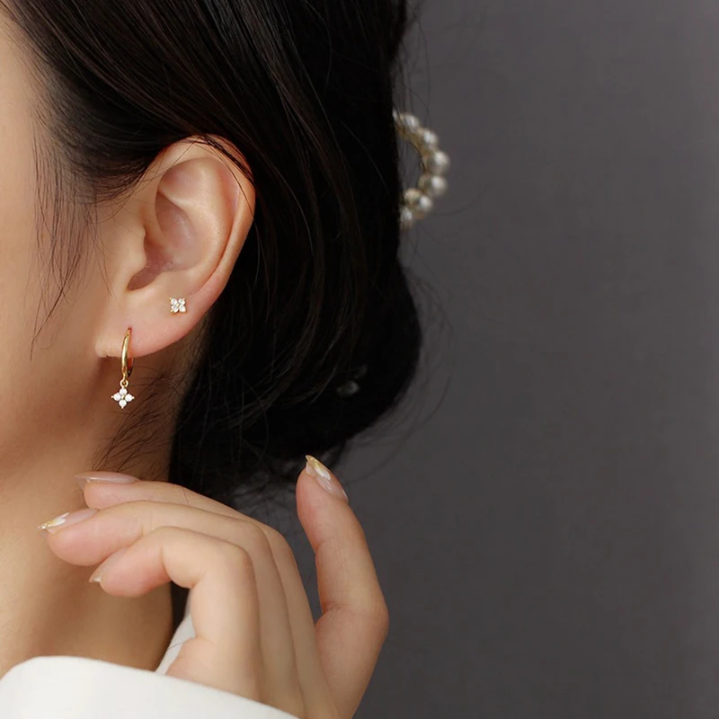 925 Sterling Silver Ear Needle Sweet Four-leaf Flower Small Colorful Flower Zircon Stud Earrings Simple and Stylish Accessories