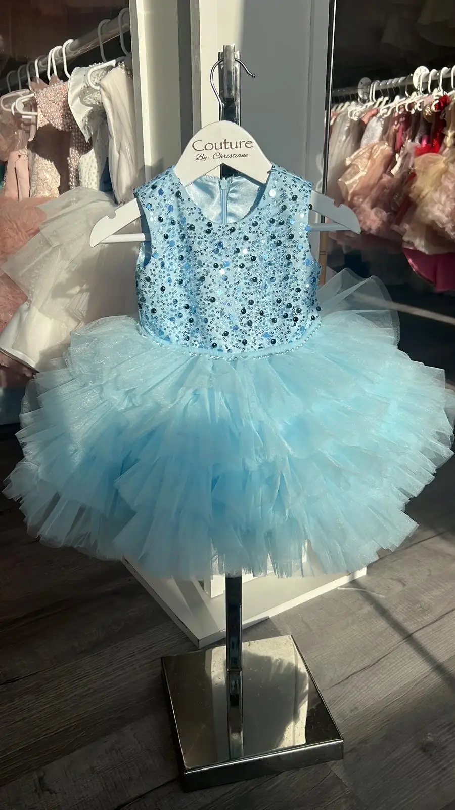 Lovely Blue Flowers Girl Dress Sequins Fluffy Tulle Lace Applique Kids Wedding Kids Birthday Gift First Communion Gowns Party