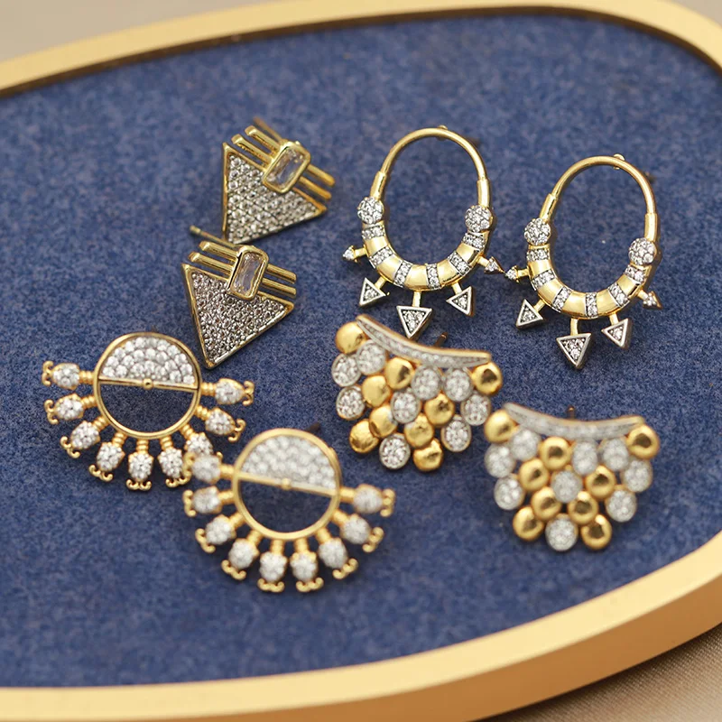 New Sight Design Crystal Flower Stud Earrings for Women Fashion Brand Jewelry Luxury Zirconia Triangle Delicate Earrings