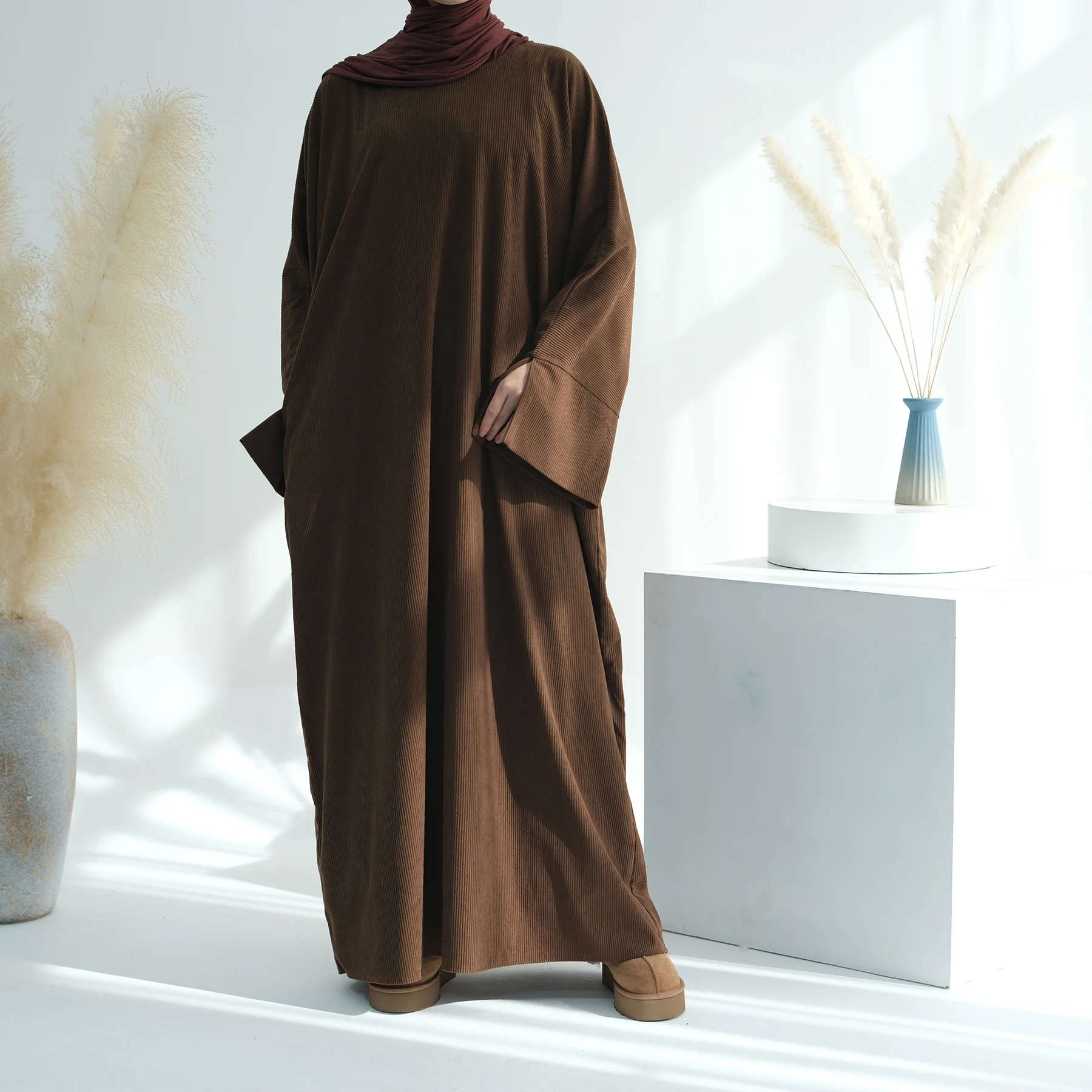 Corduroy Abaya for Women Winter Islamic Clothing Loose Hijabs Robe Muslim Long Dress Dubai Turkish Modesty Kaftan Ramadan