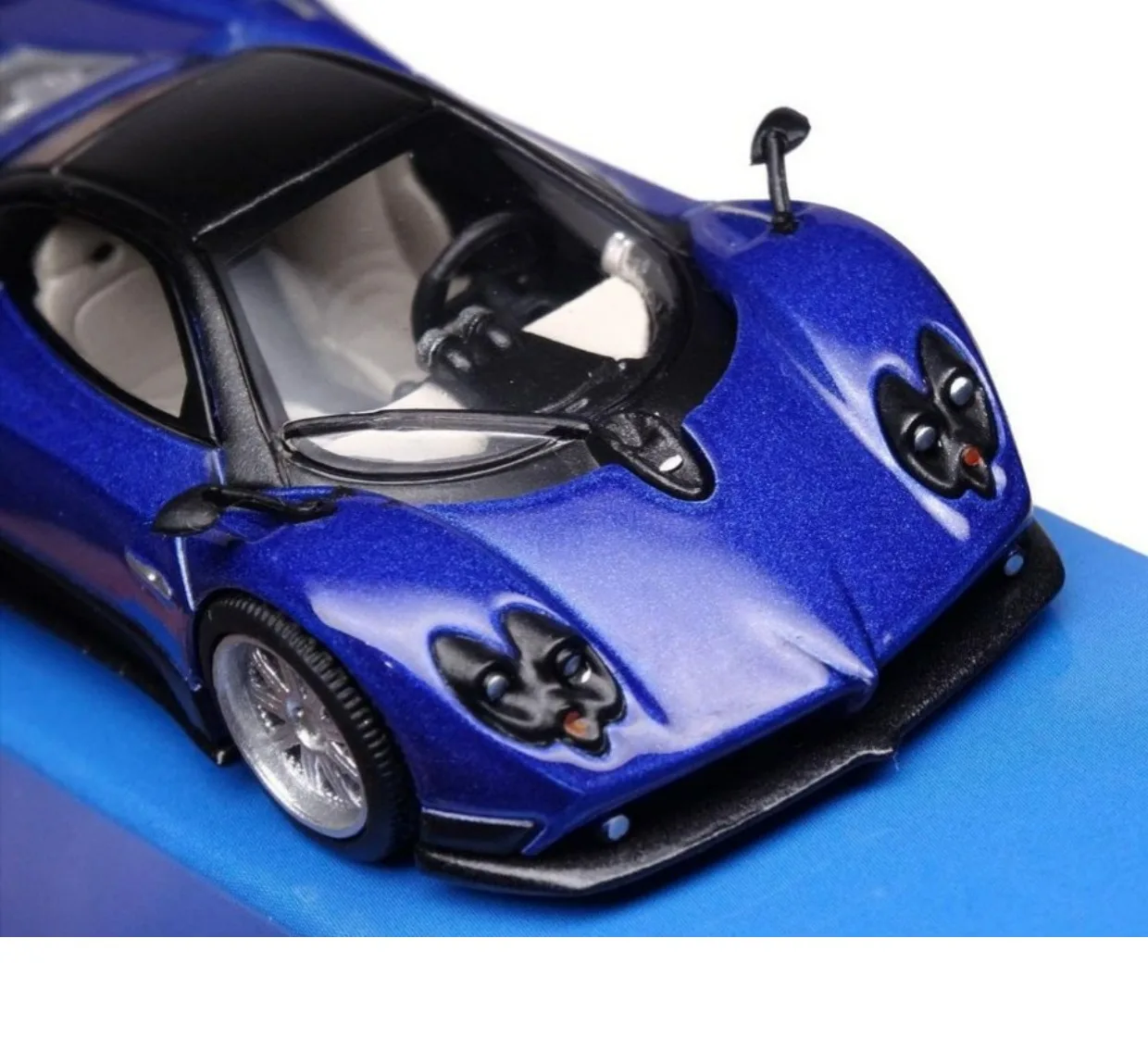 MINI GT 1:64 #408 Pagani Zonda hardtop blue alloy car model