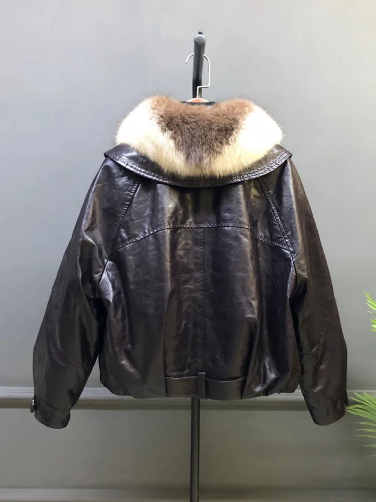 Winter Women Warm Fox Fur Collar Down Jacket Loose Fit Oil Wax Sheepskin Genuine Leather Jacket Vintage Motorcycle Biker Coat