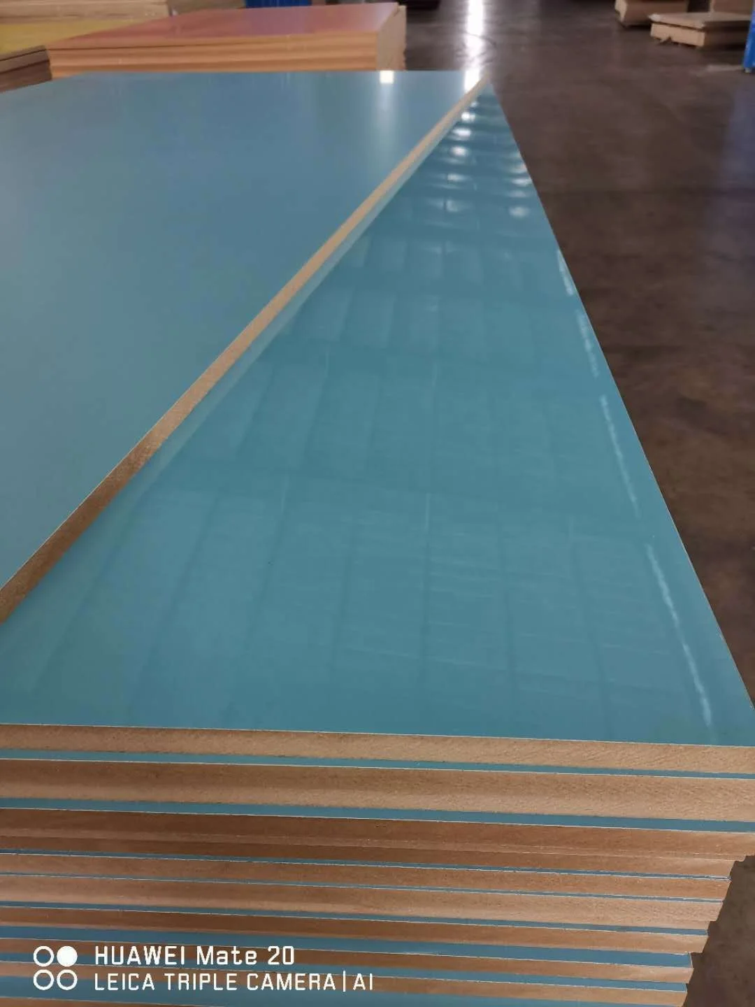 خشب رقائقي من الميلامين المصفح PVC بلون الحبوب الخشبية ذات الوجهين للأثاث (الباب، السرير. وما إلى ذلك، الأرضيات المصفحة