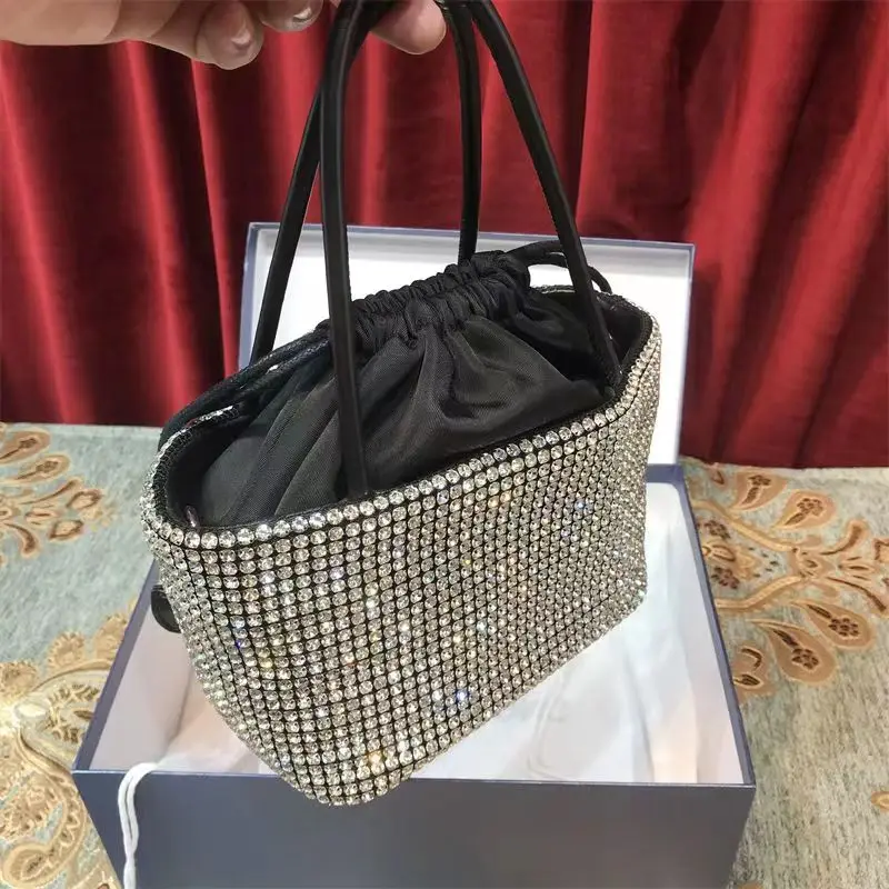 Diamonds Shining Tote Bags Fashion Designer Women Bucket Handbags Luxury Evening Clutch Bag New Party Dinner Shopper Purses 2023