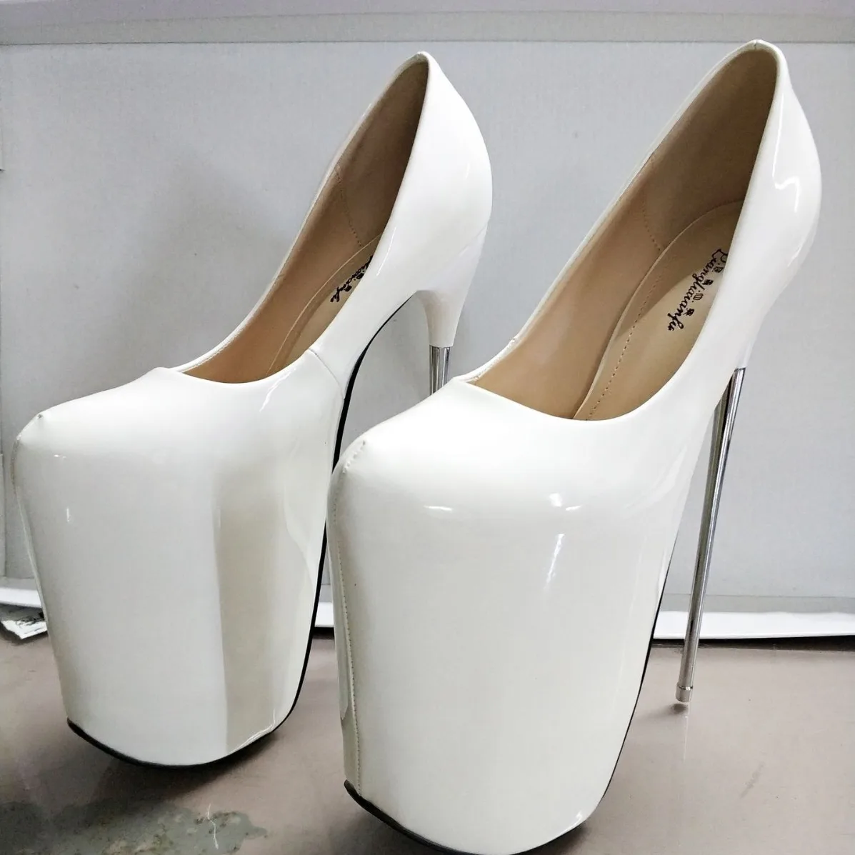 

20Cm Extreme High Metal Heels Platform Pumps Women Sexy Patent Leather Slip On Pole Dance Nightclub Cosplay Shoes Stilettos