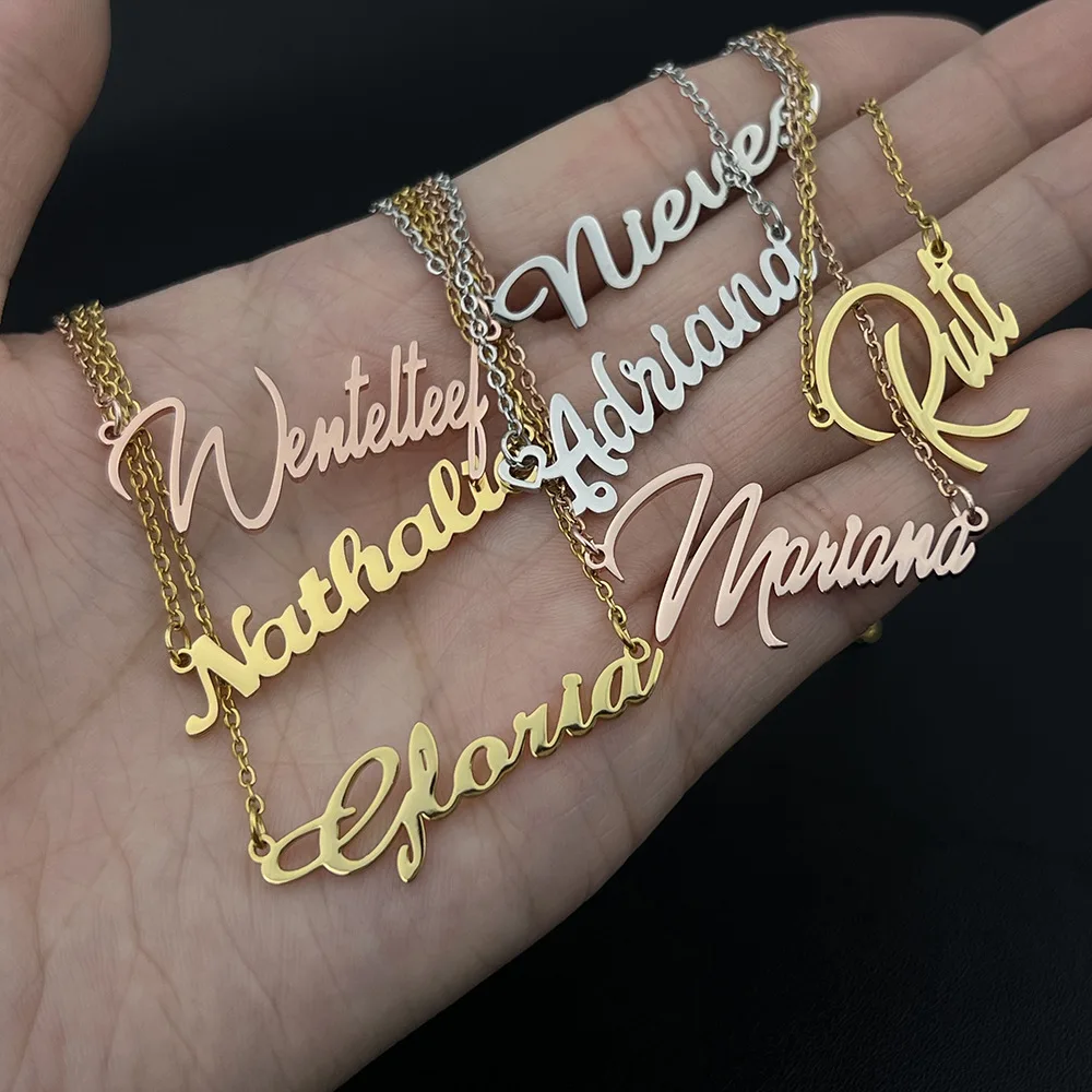 

2025 Custom personalized English name necklace stainless steel women's luxury sense niche clavicle chain gift