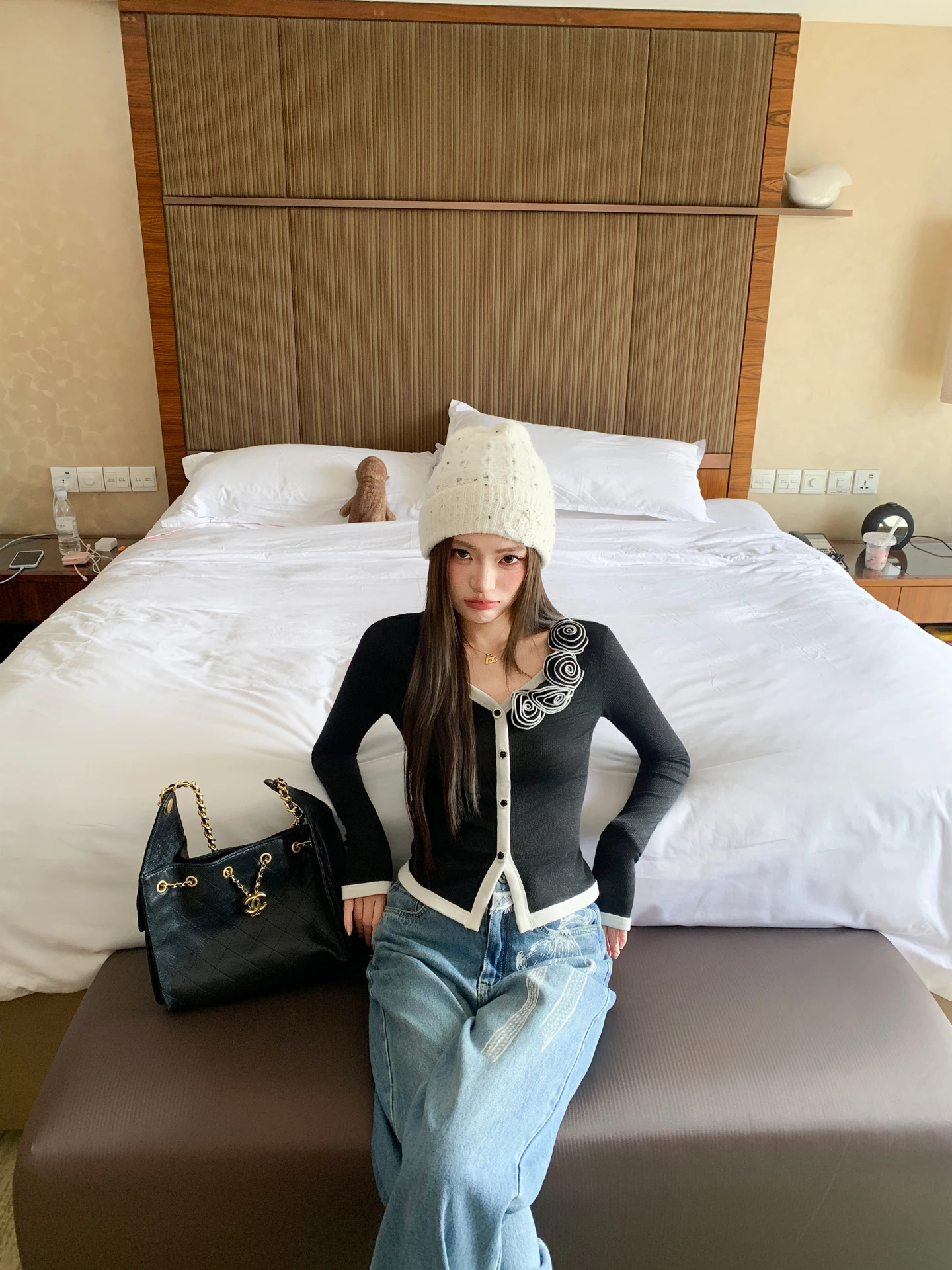 

Женский вязаный свитер Ele V-Ne Slim Fit Heavy Work с цветочным принтом, длинный топ све для осеннего сезона от Aviva on Earth