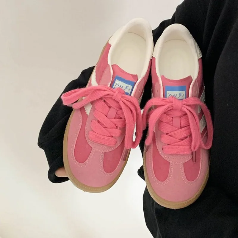 

Spring and Autumn Thick Soled Women's Sneakers Retro Breathable Flat Casual Shoes Leather Round Toe Wear-resistant Women's Shoes
