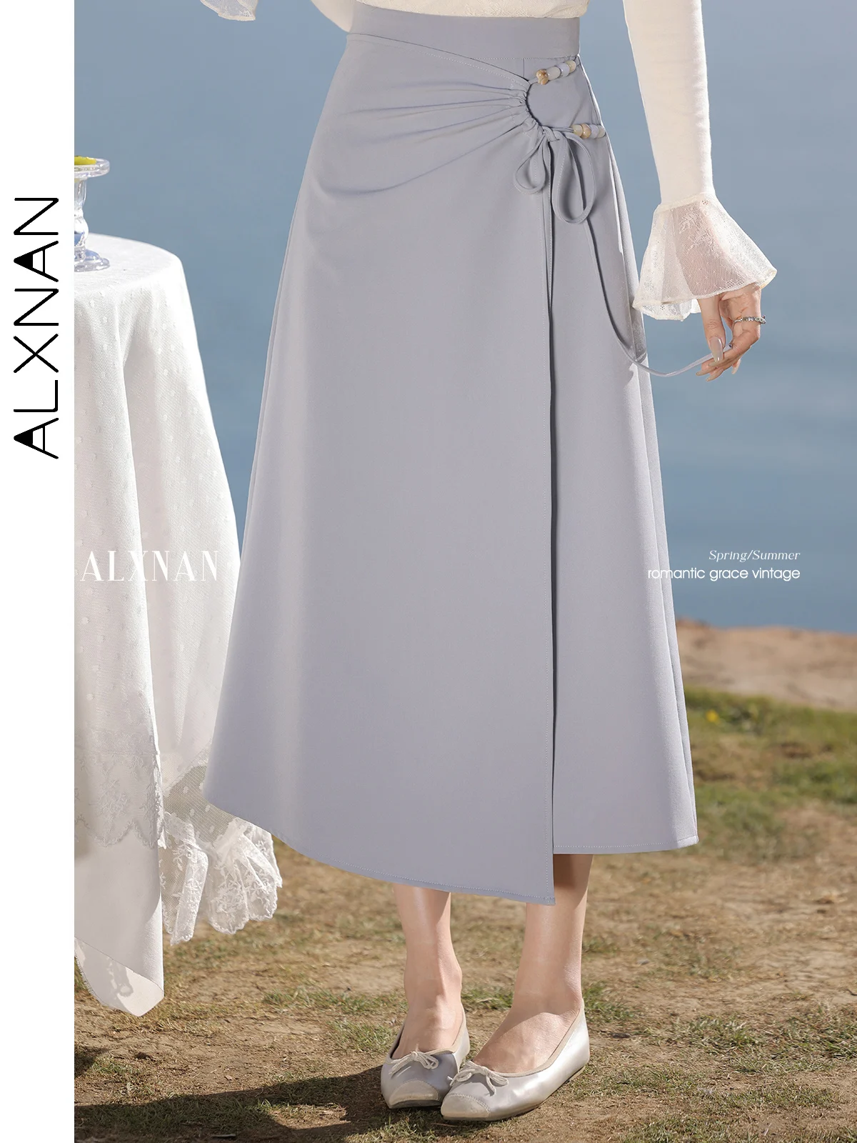 

ALXNAN Women's Blue Long Skirt Slim Waist A-line Skirt Elegant Fashion Casual Waist Tie Design Versatile Ladies Clothing L529123