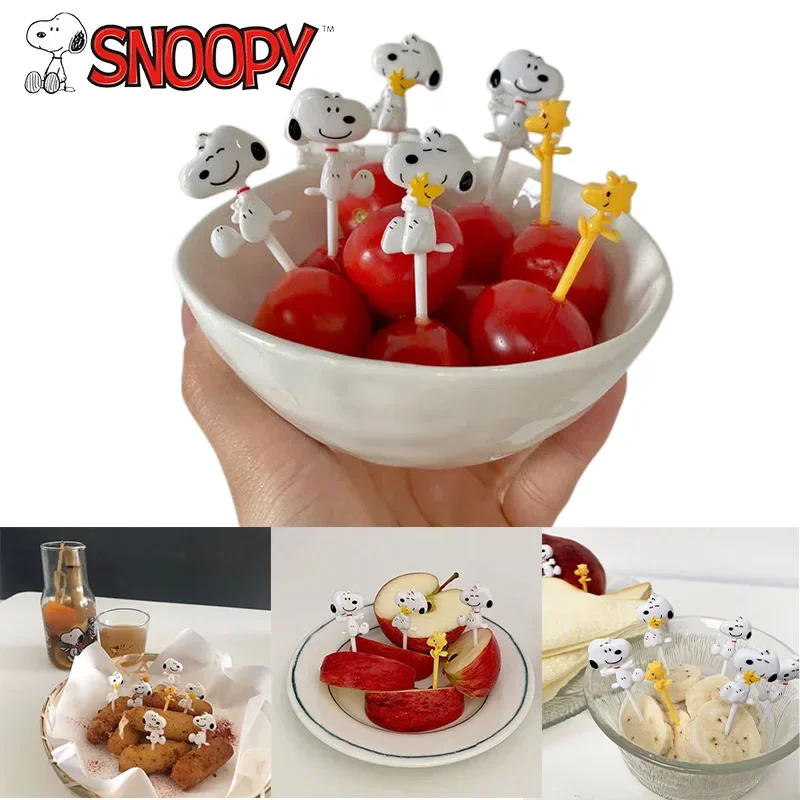 Snoopy Fruit Fork Cute Food Grade Plastic Mini Cartoon Kids Cake Fruit Toothpick Bento Lunch Bento Accessories Party Decoration