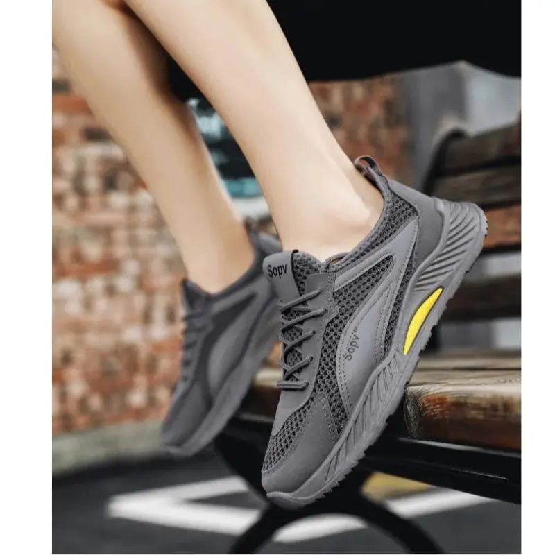 أحذية رياضية صيفية للرجال شبكية رفيعة قابلة للتنفس، تصميم مجوف، كاجوال للجري وحماية العمل، أحذية عمل عصرية #1