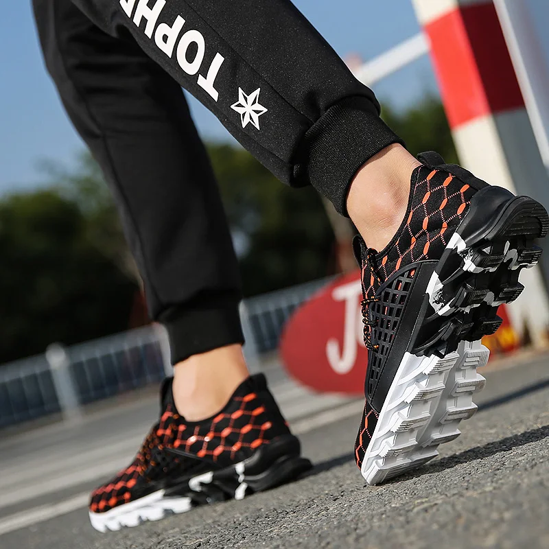 

Новый популярный дизайн с блокировкой цветов и сетчатым узором для мужской повседневной уличной износостойкой и противоскользящей спортивной обуви