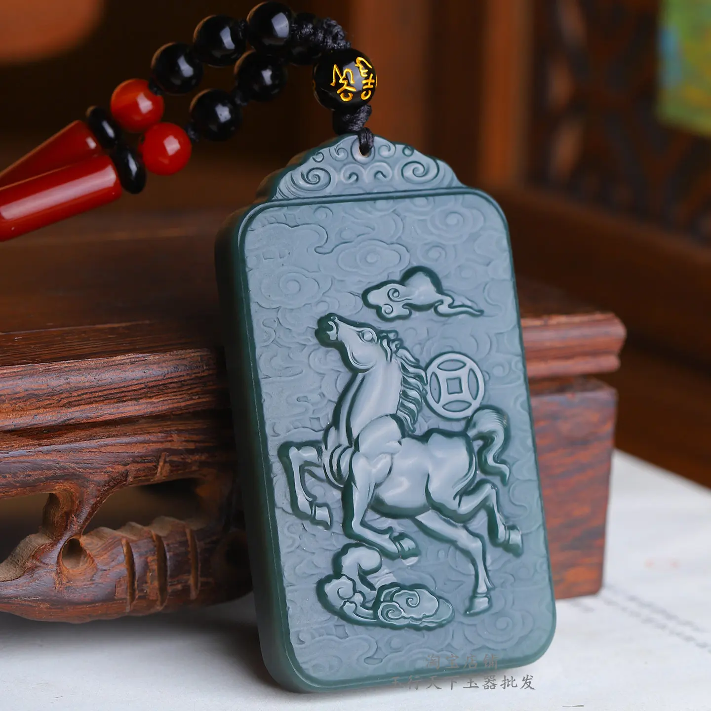 Natural Hetian jade zodiac horse jade brand Xinjiang fine material sapphire horse to gongcheng jade pendant men's and women's ja