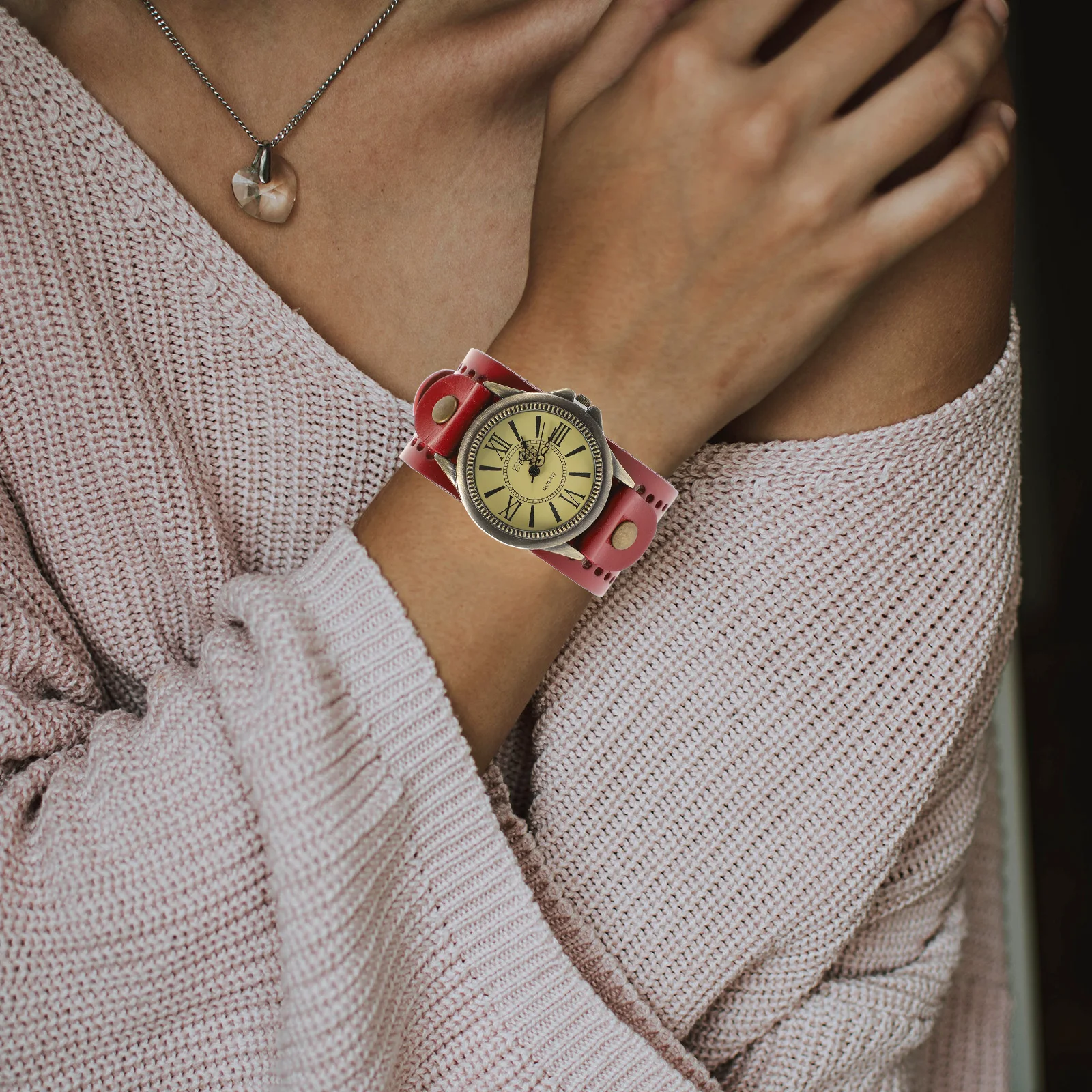 

1pc Genuine Cowhide Retro Quartz Wristwatch Vintage Roman Dial Women Bracelet Watch Band Elegant Timepiece Birthday Gift