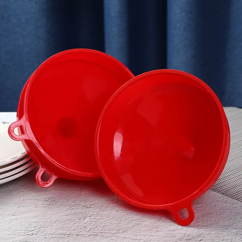 

10-piece set of thickened funnels for kitchen oil and wine pouring
