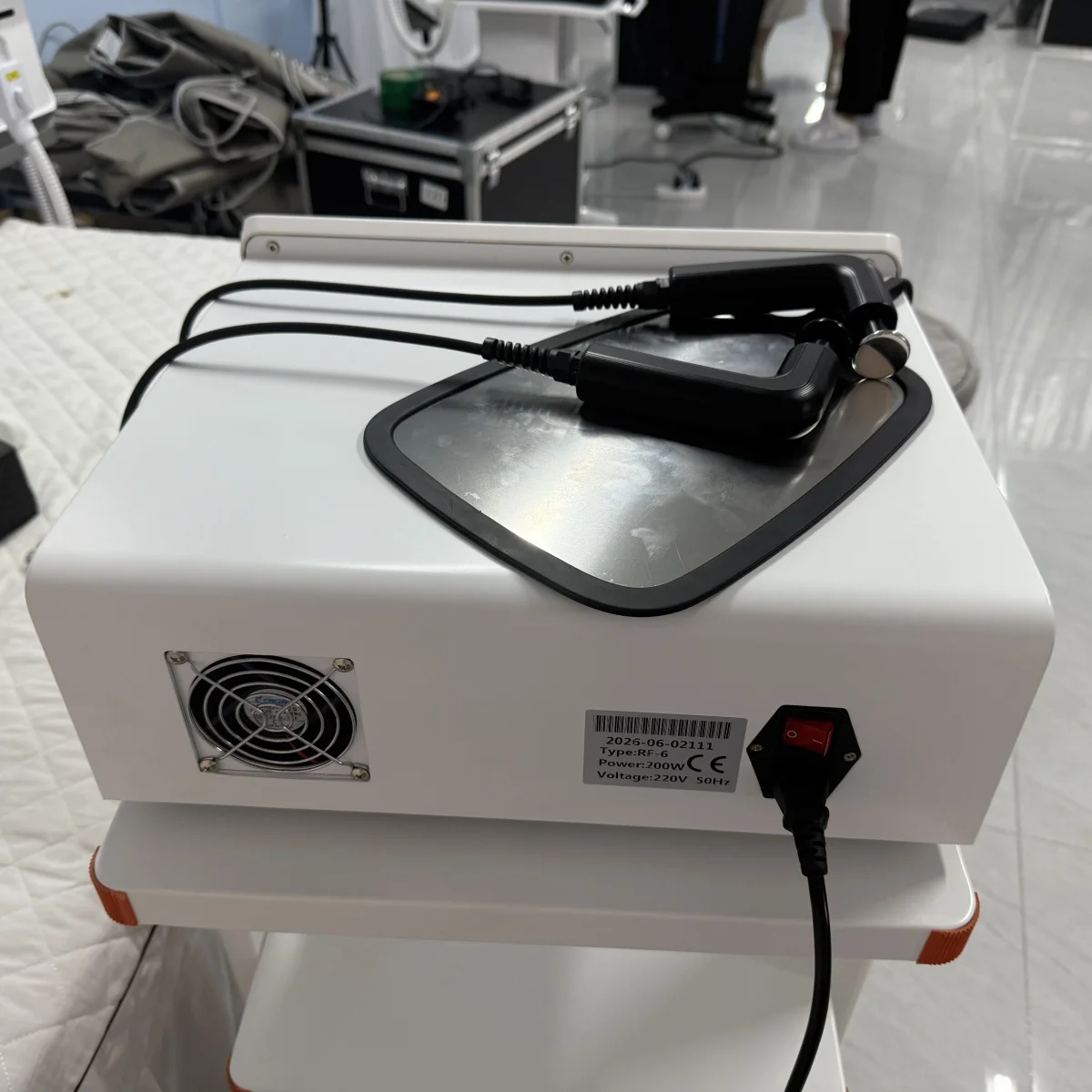 Latest Model Indiba 448kHz RF Tecar Veterinary Body Care Therapy Device Smart Tecar Pro CET/RET RF Unit