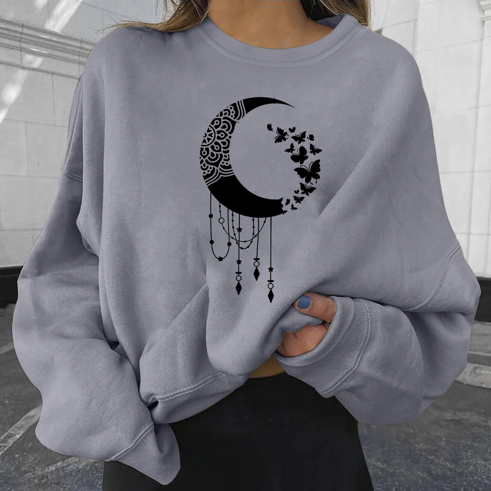 Harajuku Funny 90s Girl Moon Print Women Pullover Cartoon Graphic Printed Solid Ladies  Y2k Hoodless Sweatshirt Casual Woman Top