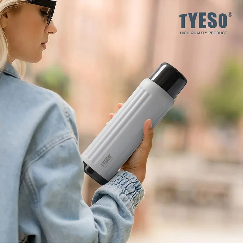 Tyeso 750ml Vacuum Flasks Leakproof Insulated Water Bottle Stainless Steel Travel Mug for Hot Cold Drinks BPA Free Easy-Grip