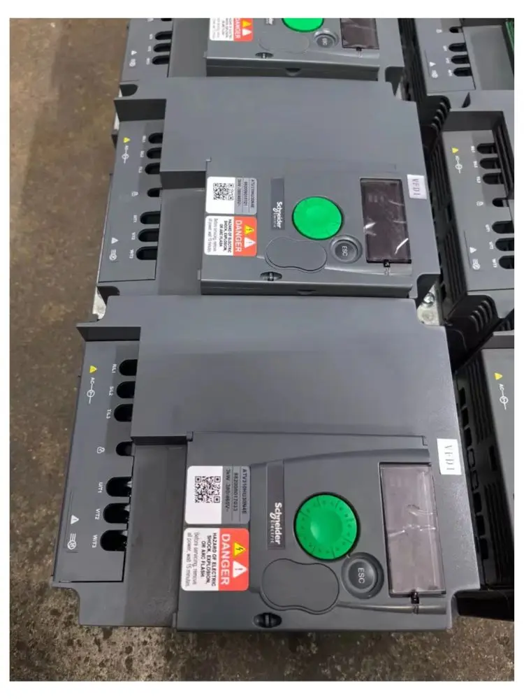 second-hand     inverter     ATV310HU30N4E    Test passed     Fast Shipping